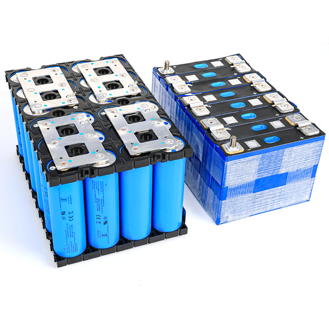 博贝斯厂家定制 12V/24V 100Ah/200Ah 锂电池组，家用储能专用
